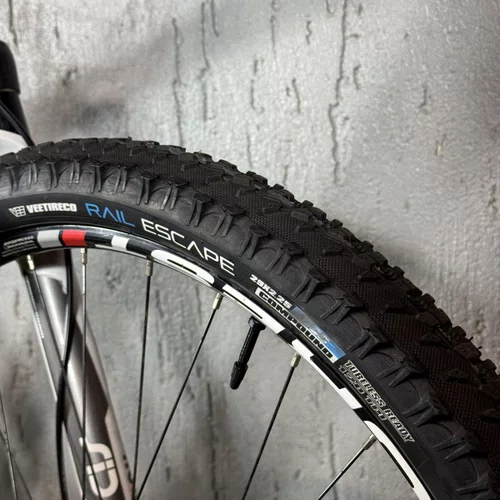 BICICLETA CALOI CARBON TEAM XTR 22V BRANCA/AZUL TAM L