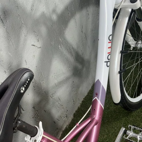 BICICLETA DAWA URBANA  ARO 29 SHIMANO 21V ALUM BRANCA/ROSA