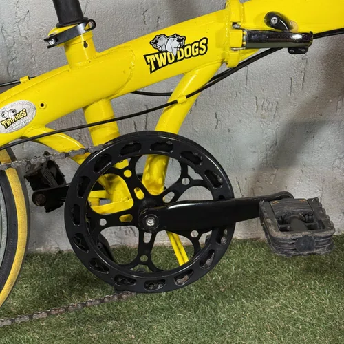 BICICLETA DOBRAVEL TWO DOGS PLIAGE ARO 20 SHIMANO 7V AMARELA