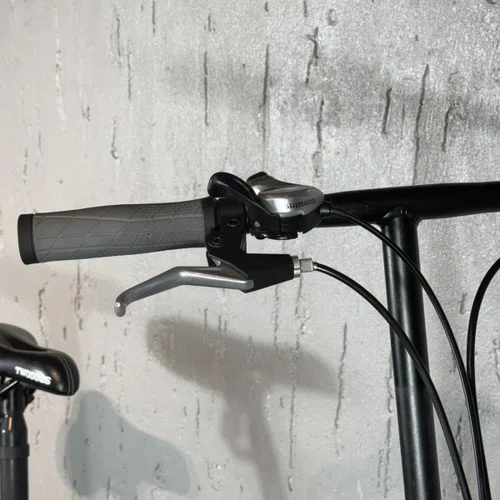 BICICLETA DOBRAVEL TWO DOGS PLIAGE ARO 20 SHIMANO 7V  PRETA 