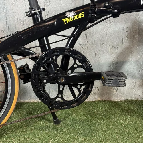 BICICLETA DOBRAVEL TWO DOGS PLIAGE ARO 20 SHIMANO 7V  PRETA 
