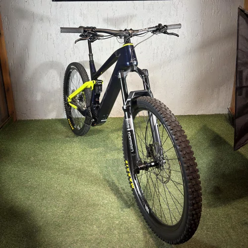 BICICLETA ELETRICA OGGI POTENZA SPORT CARBON AZL/AMR TAM L