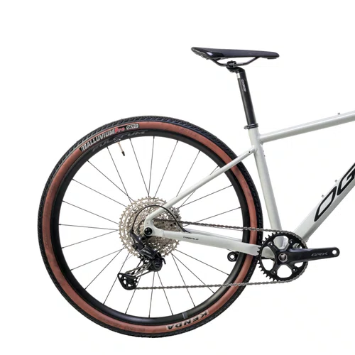 BICICLETA GRAVEL OGGI TRIBALE SHIMANO GRX 12V CINZA/PRETO