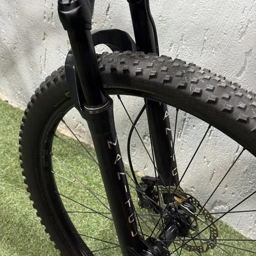 BICICLETA OGGI 7.4 2022 | SRAM NX/GX LUNAR 12V PTO/AZUL 19