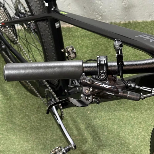 BICICLETA OGGI AGILE PRO CARBON SHIMANO XT 12V FOX 32 PTO 17