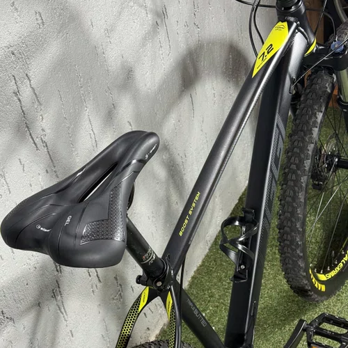 BICICLETA OGGI BIG WHEEL 7.2 2019 SHIMANO 18V PTO/AMR TAM 19