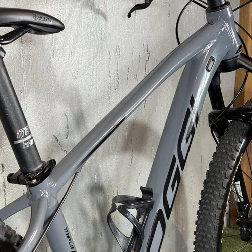 BICICLETA OGGI BIG WHEEL 7.3 DEORE 12V GRAF/LARANJA TAM P
