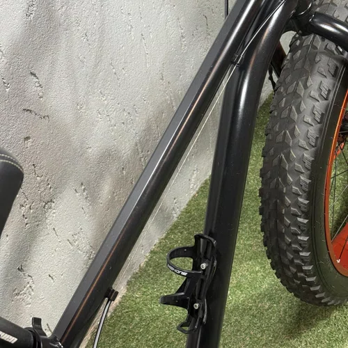 BICICLETA OZARK TRAIL FAT TIRE ARO 26 SHIMANO TOURNEY 21V 
