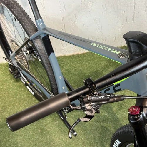 BICICLETA SENSE IMPACT CARBON EVO CINZA/VERDE 2020 TAM L 