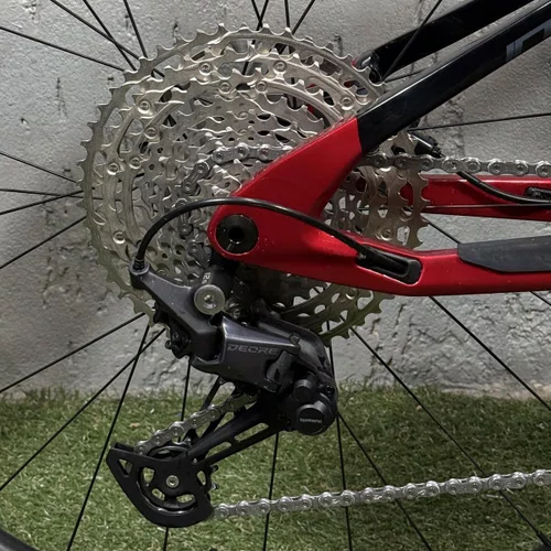 BICICLETA SENSE INVICTUS PRO CARBON  DEORE 12V VERM TAM S 