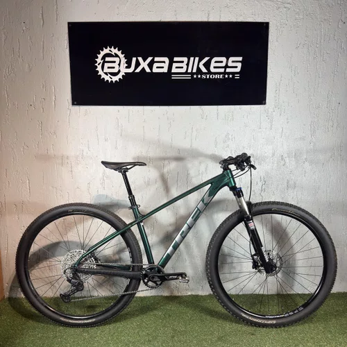 BICICLETA TREK MARLIN 7 ARO 29 12V SHIMANO CAMALEÃO TAM M