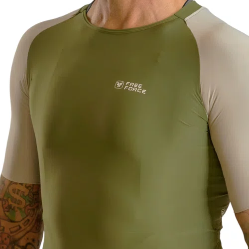 CAMISA C. MASCULINA FREE FORCE ENDURANCE RACEFIT VERDE