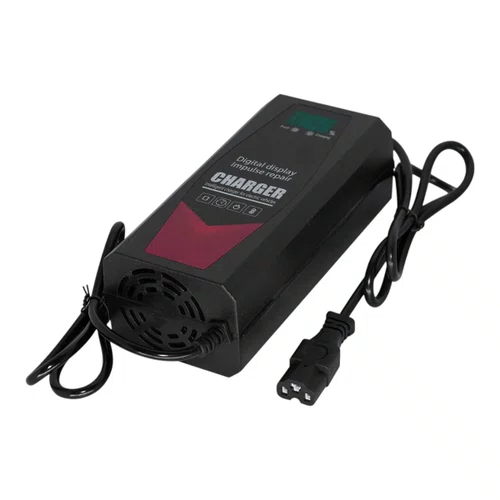 CARREGADOR DIGITAL SCOOTER ELÉTRICA 67.2V LITIO 3A PLUG IEC