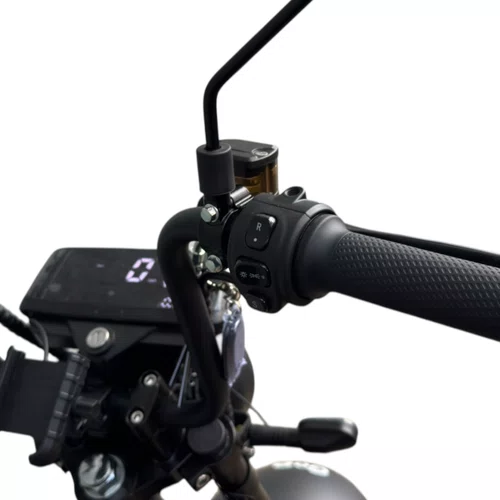 SCOOTER ELETRICA AUTOPROPELIDO SPORT 701 1000W 32KM/H PRETA