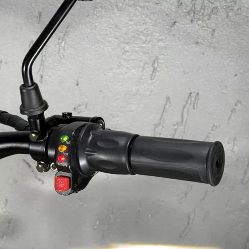 SCOOTER ELETRICA MUV FLOW 1000W 48V FREIO HIDRAULICO PTO/VD