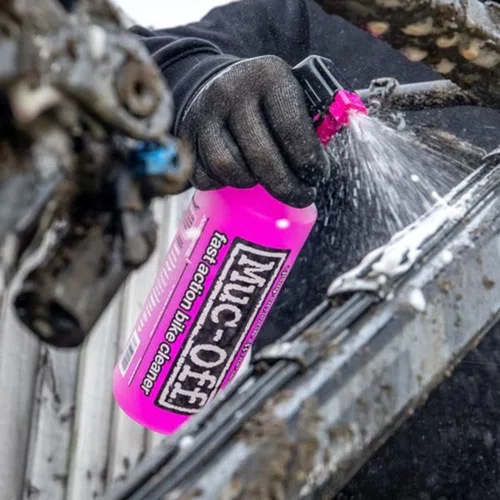 SHAMPOO LIMPEZA BICICLETA MUC-OFF NANOTECH BIODEGRADAVEL 1L