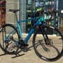 BICICLETA SPEED CARBONO SWIFT UNIVOX COMP DISC 2025 AZUL/PRE